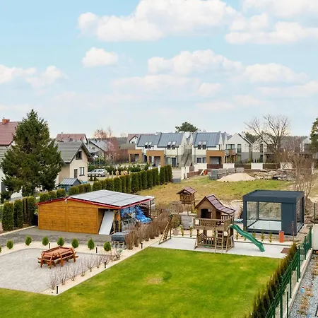 Przestronny W Jastrzębiej Górze Z Parkingiem, Biurkiem I Balkonem By Renters Apartament *