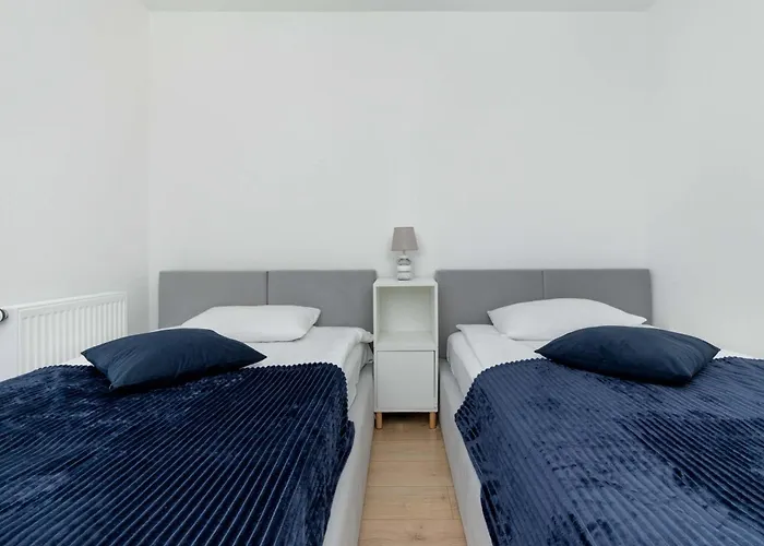 公寓 Przestronny W Jastrzebiej Gorze Z Parkingiem, Biurkiem I Balkonem By Renters Jastrzębia Góra