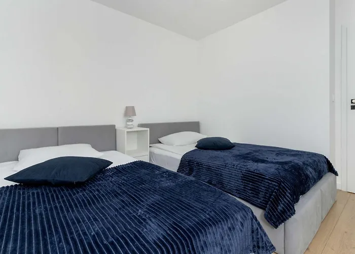 Przestronny W Jastrzebiej Gorze Z Parkingiem, Biurkiem I Balkonem By Renters *