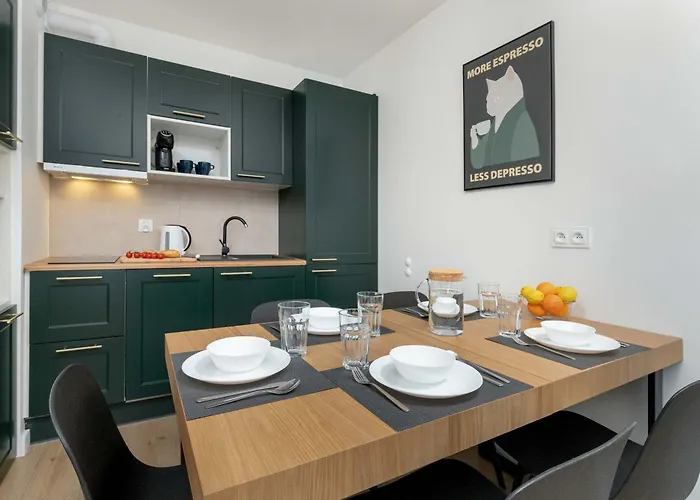 公寓 Przestronny W Jastrzebiej Gorze Z Parkingiem, Biurkiem I Balkonem By Renters